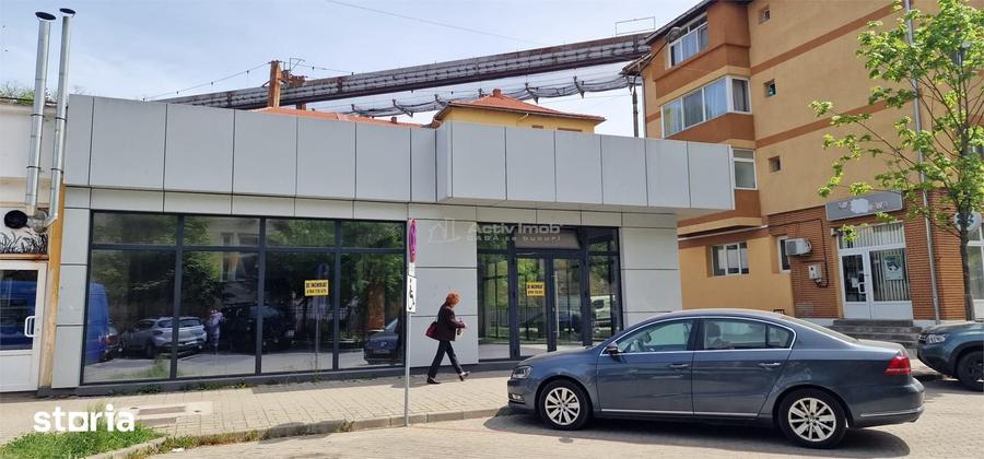 Spațiu comercial, de 500 mp, în Central