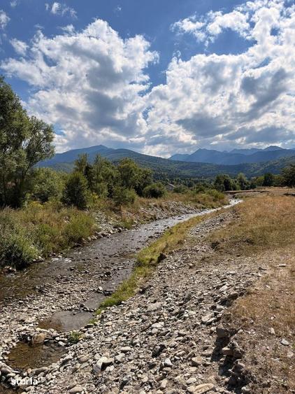 TEREN INTRAVILAN 17.781 MP SAMBATA DE SUS Vedere spre Muntii Fagaras - 5