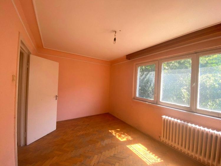 Apartament cu 2 camere semidecomandat în Podu Roș — fotografia 2