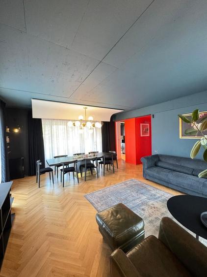 Apartament cu 3 camere semidecomandat în Polonă