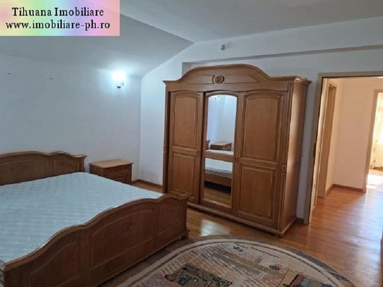 Casă individuală cu 4 camere cu Canalizare în Periferie