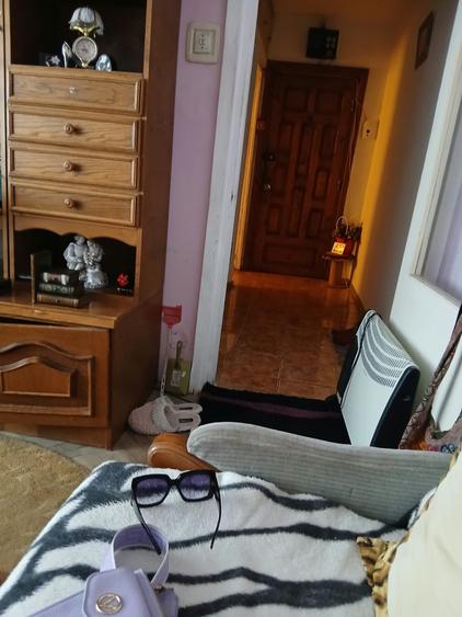 Apartament cu 2 camere semidecomandat în Tuzla