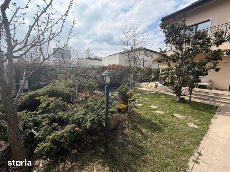Casă cu 5 camere cu Teren 500 Mp în Mogoșoaia
