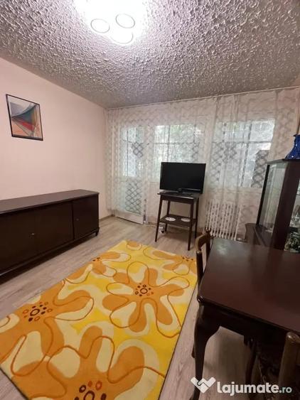 Apartament cu 2 camere decomandat în Progresul