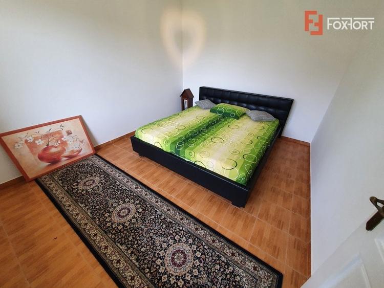 Casă individuală cu 5 camere cu Canalizare în Breștea