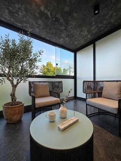 Apartament cu 4 camere semidecomandat, mobilat în Pipera
