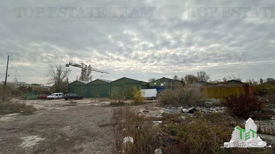 Teren Construcții intravilan de 14800 mp, în Titan