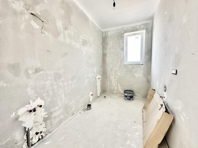 Duplex cu 4 camere cu Canalizare în Moșnița Nouă