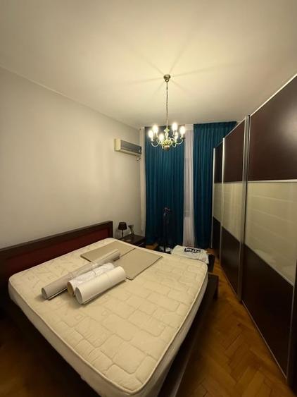 Apartament cu 2 camere decomandat, mobilat în P-ța Romană