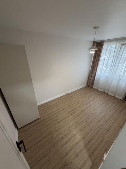 Apartament cu 3 camere decomandat în Ultracentral