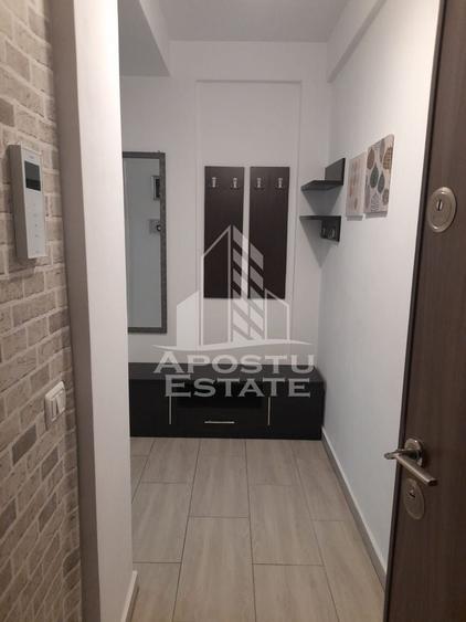 Apartament cu 3 camere decomandat, mobilat în Giroc
