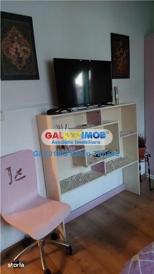 Apartament cu 3 camere decomandat în Găvana