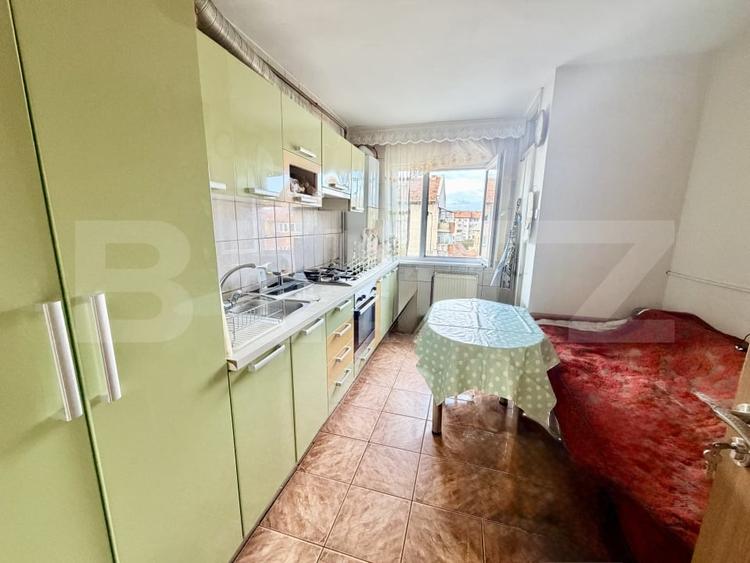 Apartament cu 2 camere decomandat, mobilat în Tolstoi