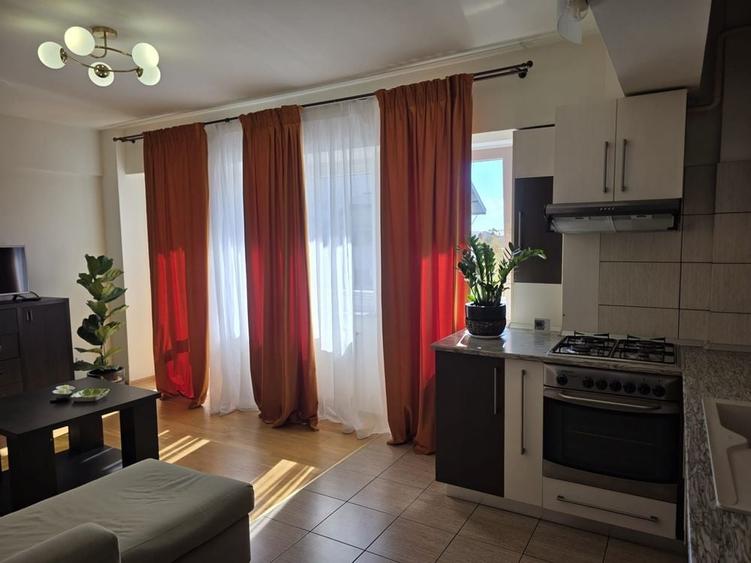 Apartament cu 2 camere decomandat în Exterior Vest
