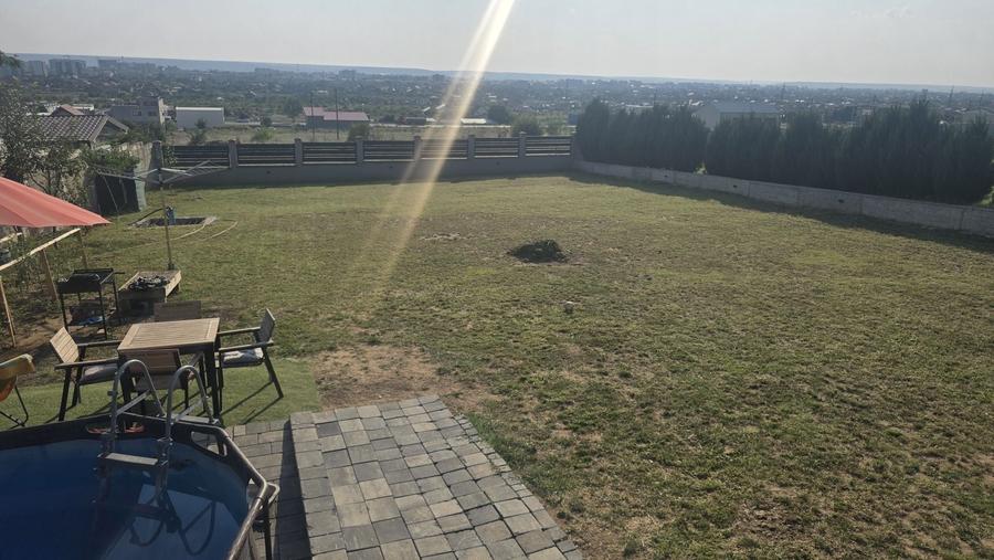 Casă cu Teren 1000 Mp în Nord