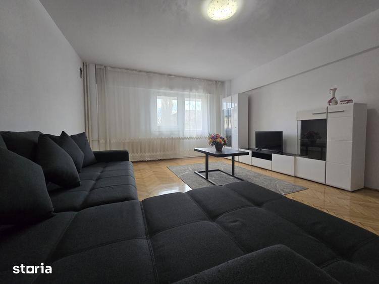 Apartament cu 2 camere decomandat în Piața Centrală