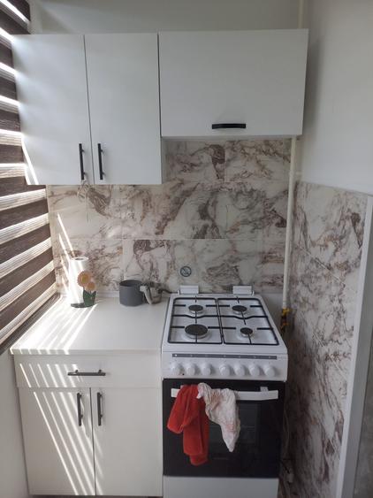 Apartament cu 3 camere decomandat în Găvana