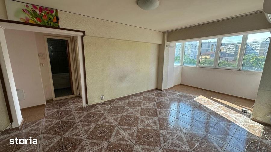 Apartament cu 2 camere semidecomandat în Rahova