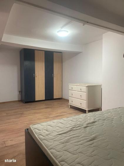 Casă cu 4 camere în Dobroești
