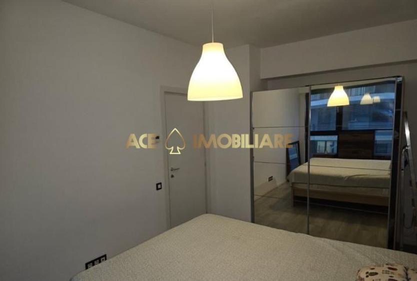 Apartament cu 2 camere semidecomandat, mobilat în Băneasa