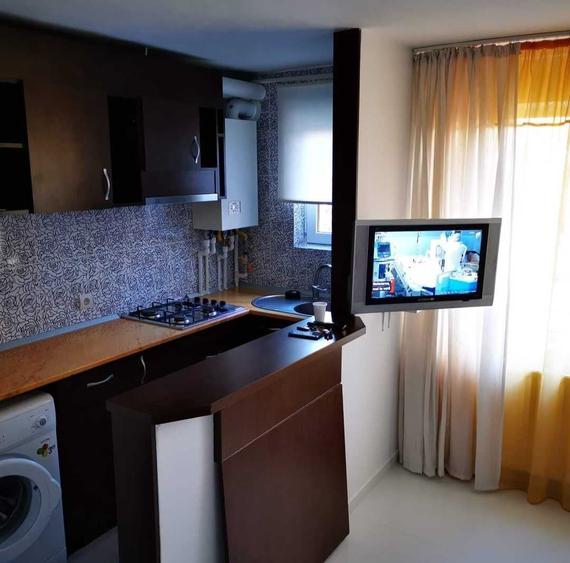 Apartament cu 2 camere semidecomandat în Central