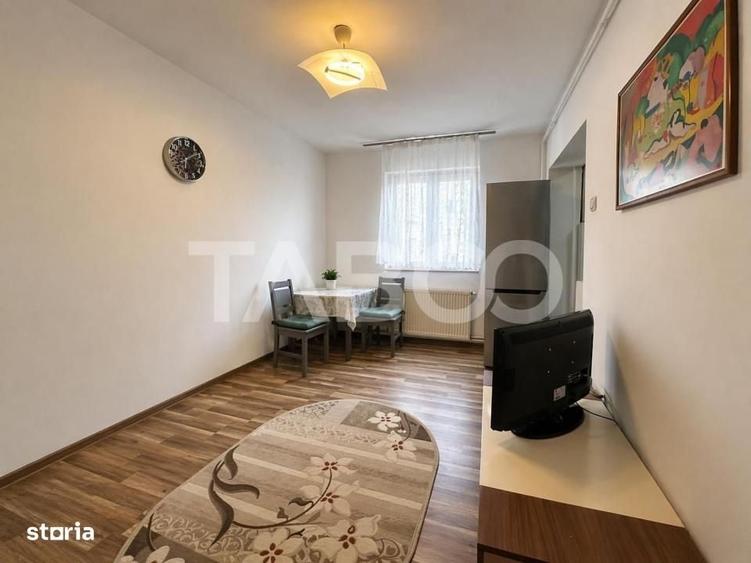 Apartament cu 3 camere semidecomandat în Țiglari