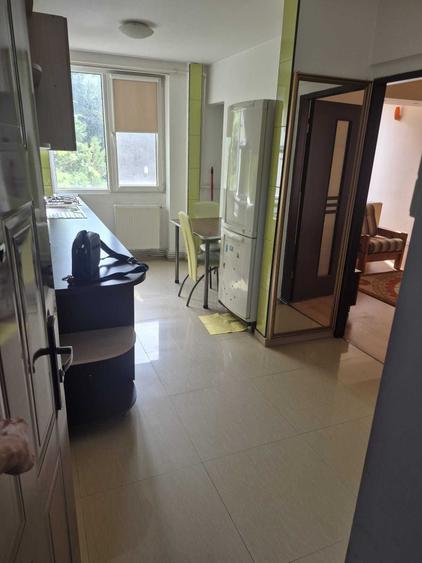 Apartament cu 2 camere semidecomandat în Luncă