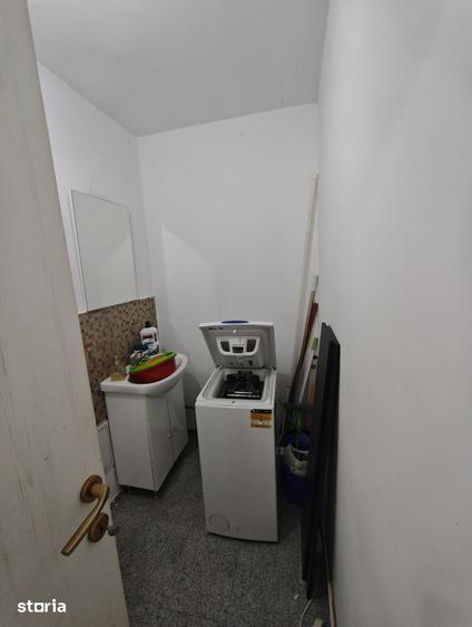 Apartament cu 3 camere în Colentina
