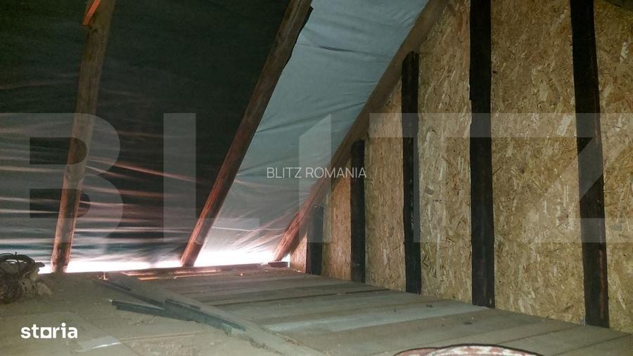 Casa lemn masiv, 50 mp, teren si livada, zona Telechia