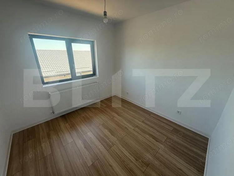 Casă cu 7 camere cu Teren 329 Mp în Central