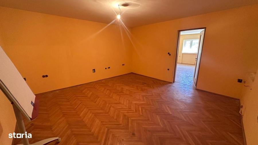 Apartament cu 2 camere în Orașul de Jos