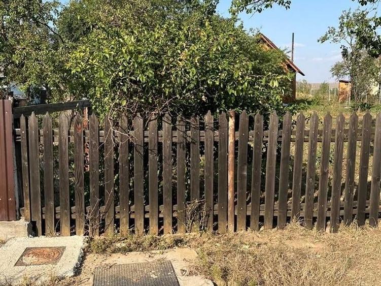 Casă individuală cu 2 camere cu Teren 1200 Mp în Mitocu Dragomirnei