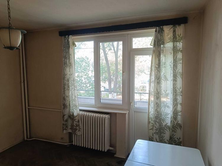 Apartament cu 2 camere semidecomandat în Rogerius