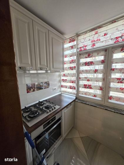 Apartament cu 3 camere decomandate, Obcini - 9