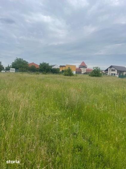 Teren de 19000 mp, în Central
