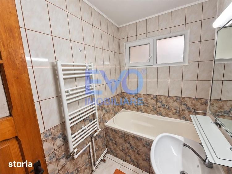 Apartament cu 2 camere în Podu Roș