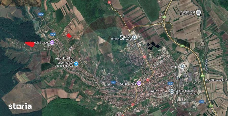 Teren de 8700 mp, în Central