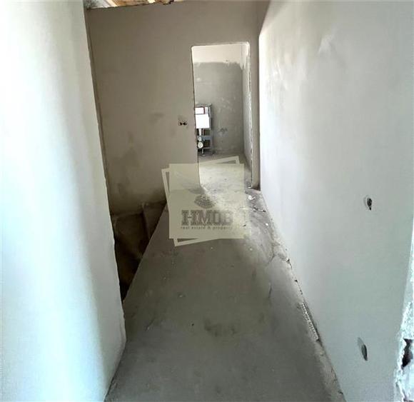 Casă cu 3 camere cu Teren 236 Mp în Aeroport