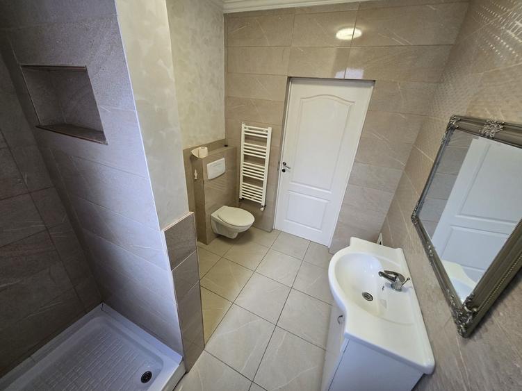 Casă cu 4 camere în Iosia