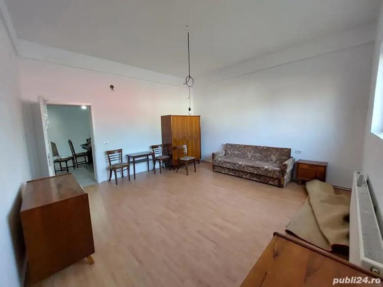 Apartament cu 3 camere în Orăștie