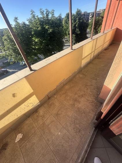 Spațiu comercial, de 200 mp, în Central
