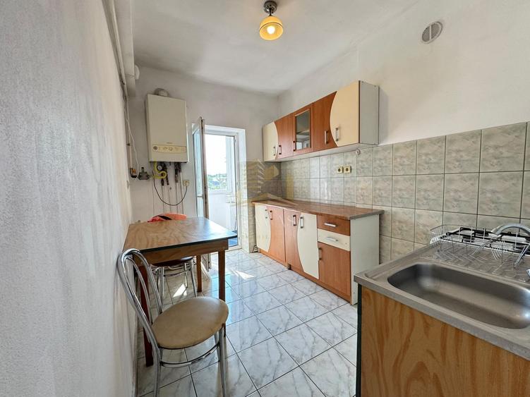 Apartament cu 2 camere decomandat, mobilat în Plopilor