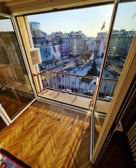 Garsonieră decomandată, mobilată în Universitate