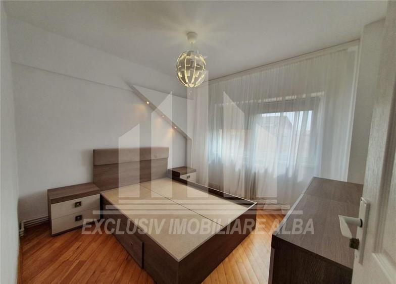 Apartament cu 2 camere decomandat, mobilat în Cetate