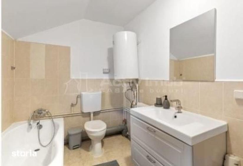 Casă cu 4 camere cu Teren 500 Mp în Sânpetru