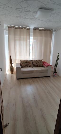 Apartament cu 3 camere decomandat, mobilat în Inel II