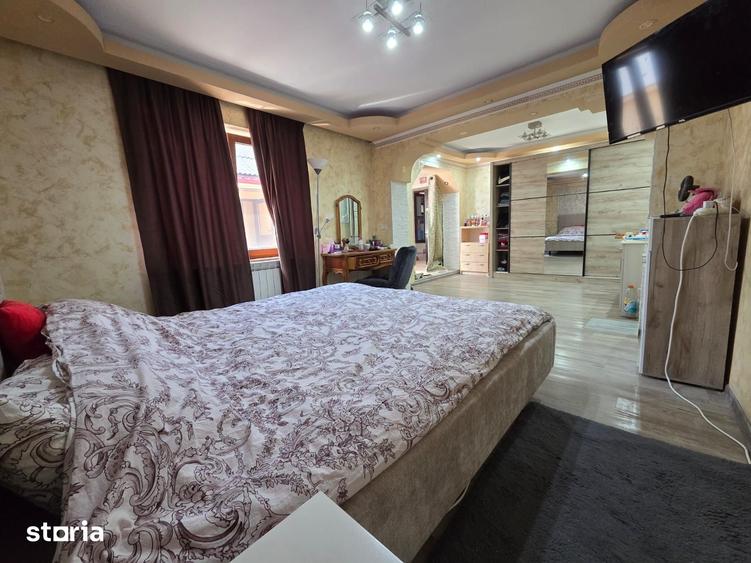 URGENT-Casa in Tulcea IDEALA pentru 2 familii - 20