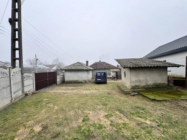 Casă cu 3 camere cu Teren 540 Mp în Central