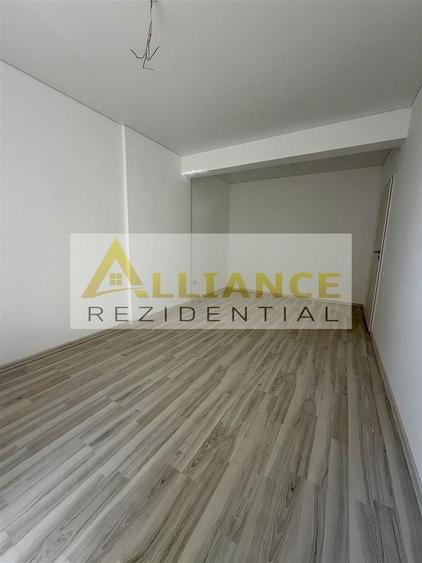 Apartament cu 2 camere decomandat în Exterior Est