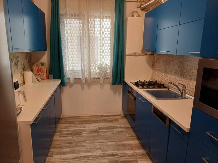 Apartament cu 3 camere semidecomandat, mobilat în Giroc